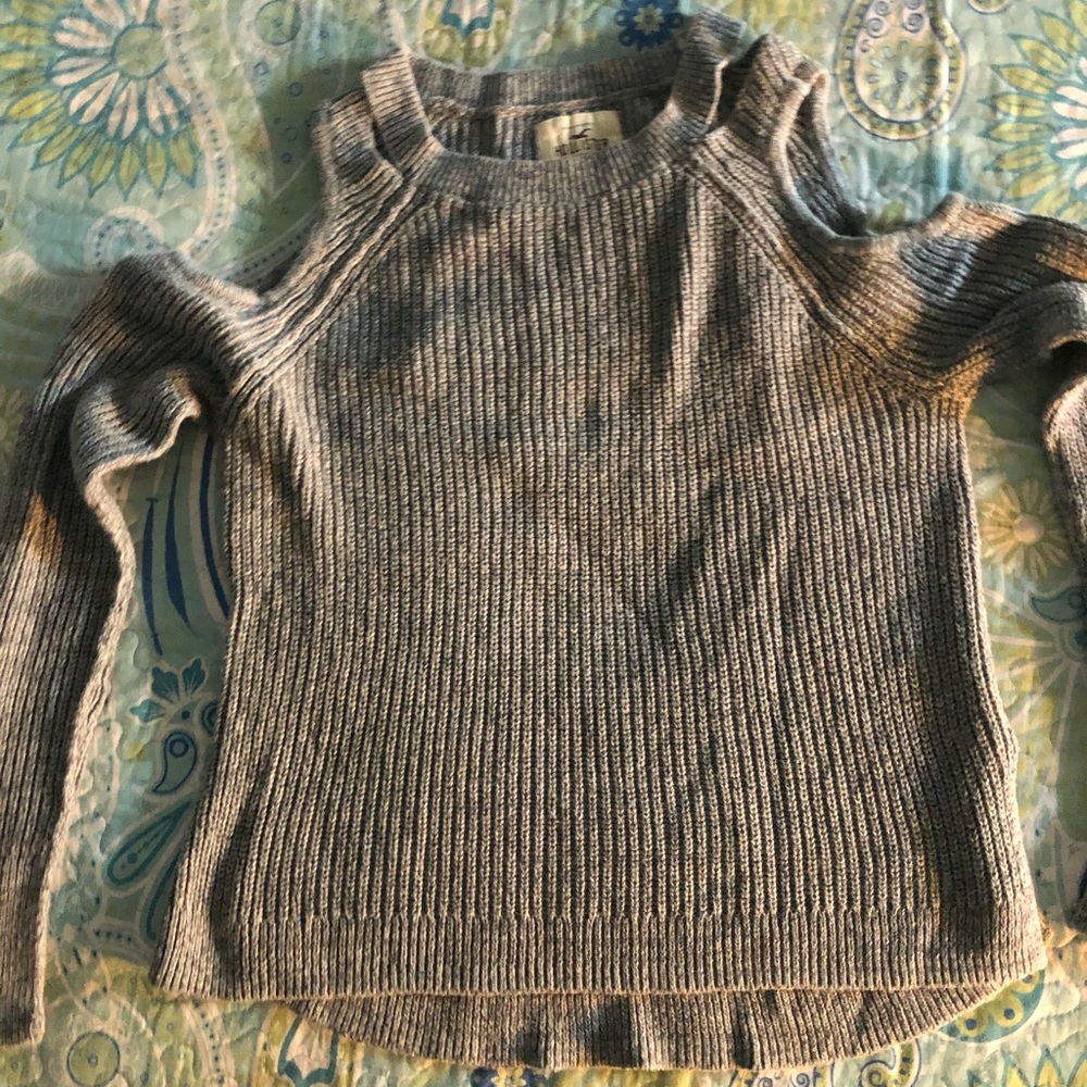 Hollister grey top